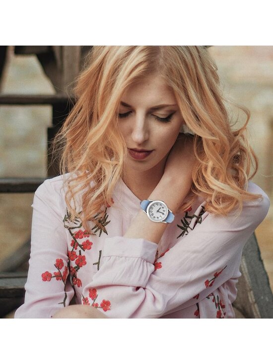 Women\'s Blue White Analog Quartz Leather Band Round Dial Waterproof Wrist Watch